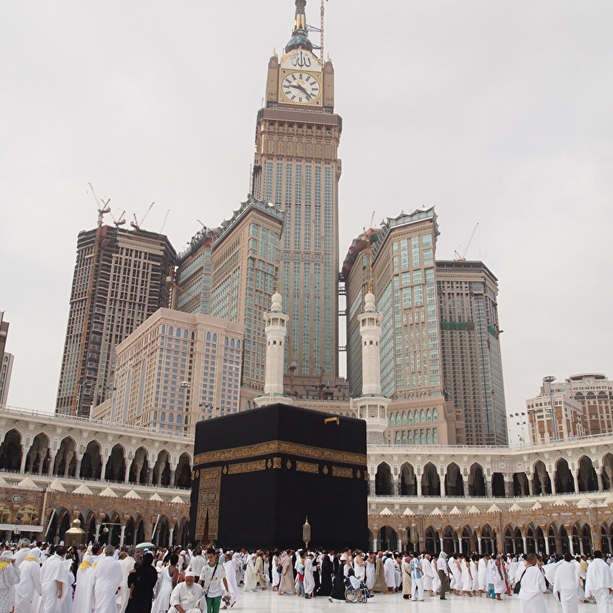 Premium-Umrah (Dezember) – Hotel in Laufnähe –.